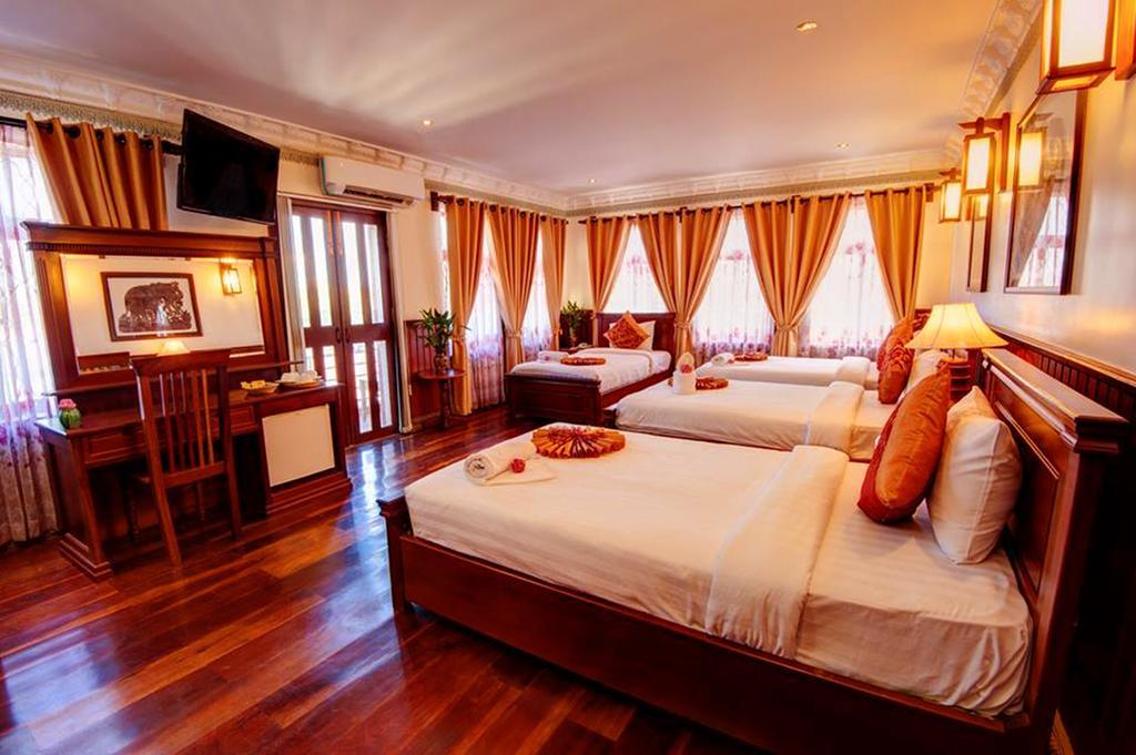 Okay Boutique Hotel Phnom Penh Esterno foto